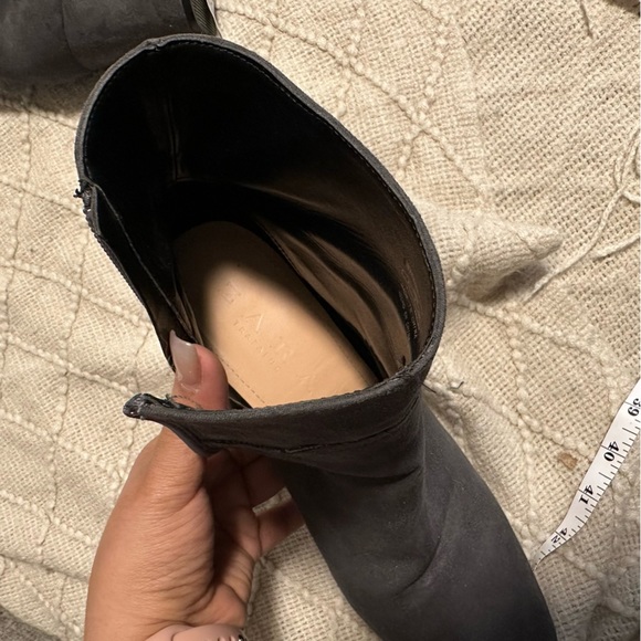 Zara women’s Trafaluc gray suede ankle booties size 41 - Picture 8 of 10